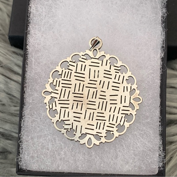 Handmade Fluid Art Necklace- Mermaid Pour - Picture 5 of 8